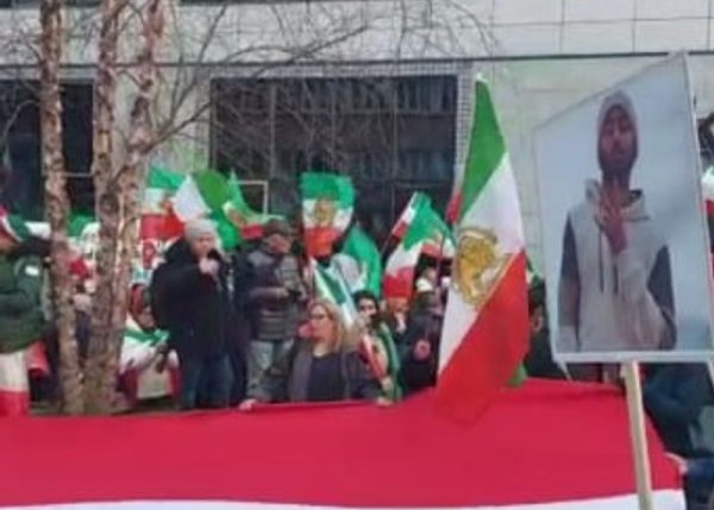 Brüsseldə İran əleyhinə aksiya keçirilir- VİDEO