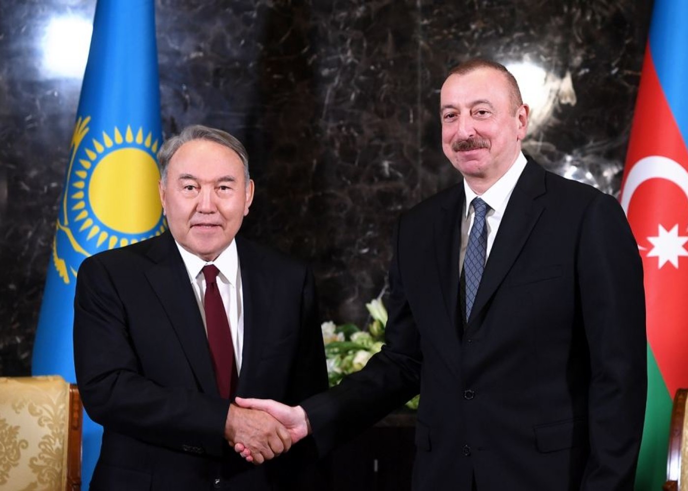 Azərbaycan xalqına sülh və rifah diləyirəm -Nazarbayev