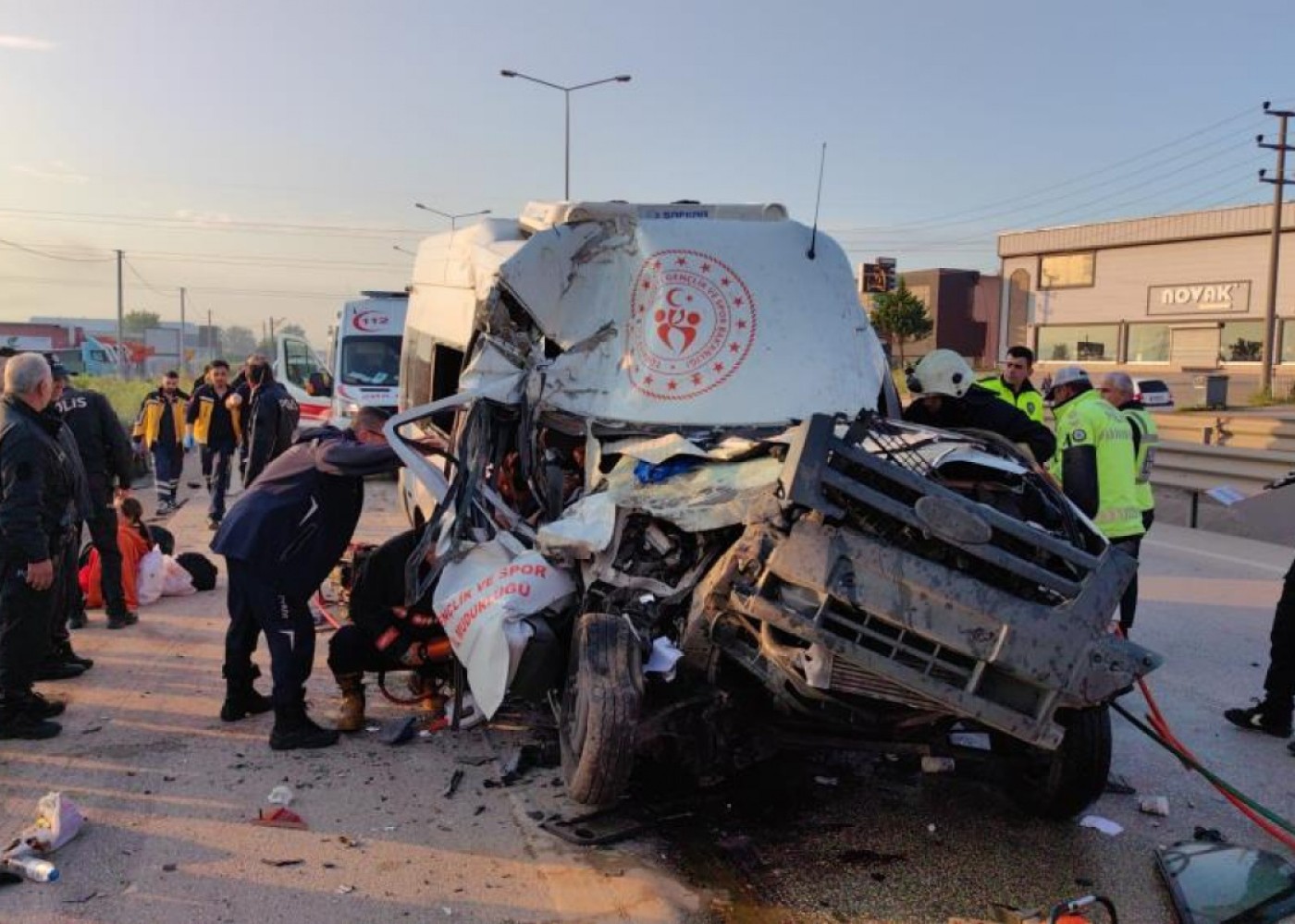 Türkiyədə idmançıları daşıyan avtobus qəzaya uğradı - Ölən və yaralılar var