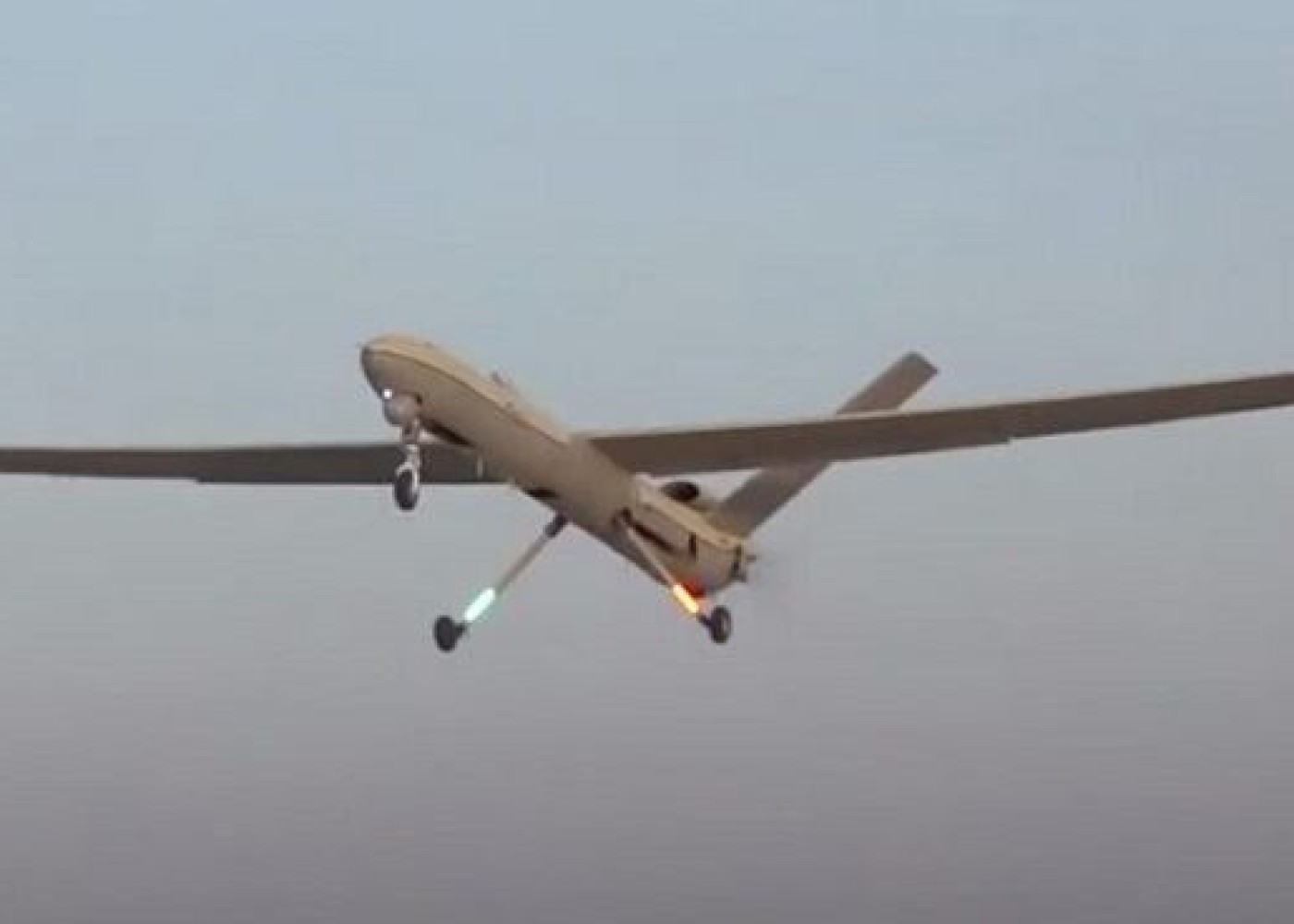 İran havaya kəşfiyyat PUA-larıqaldırdı