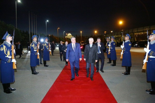 Tacikistan Prezidentinin Azərbaycana səfəriyekunlaşdı