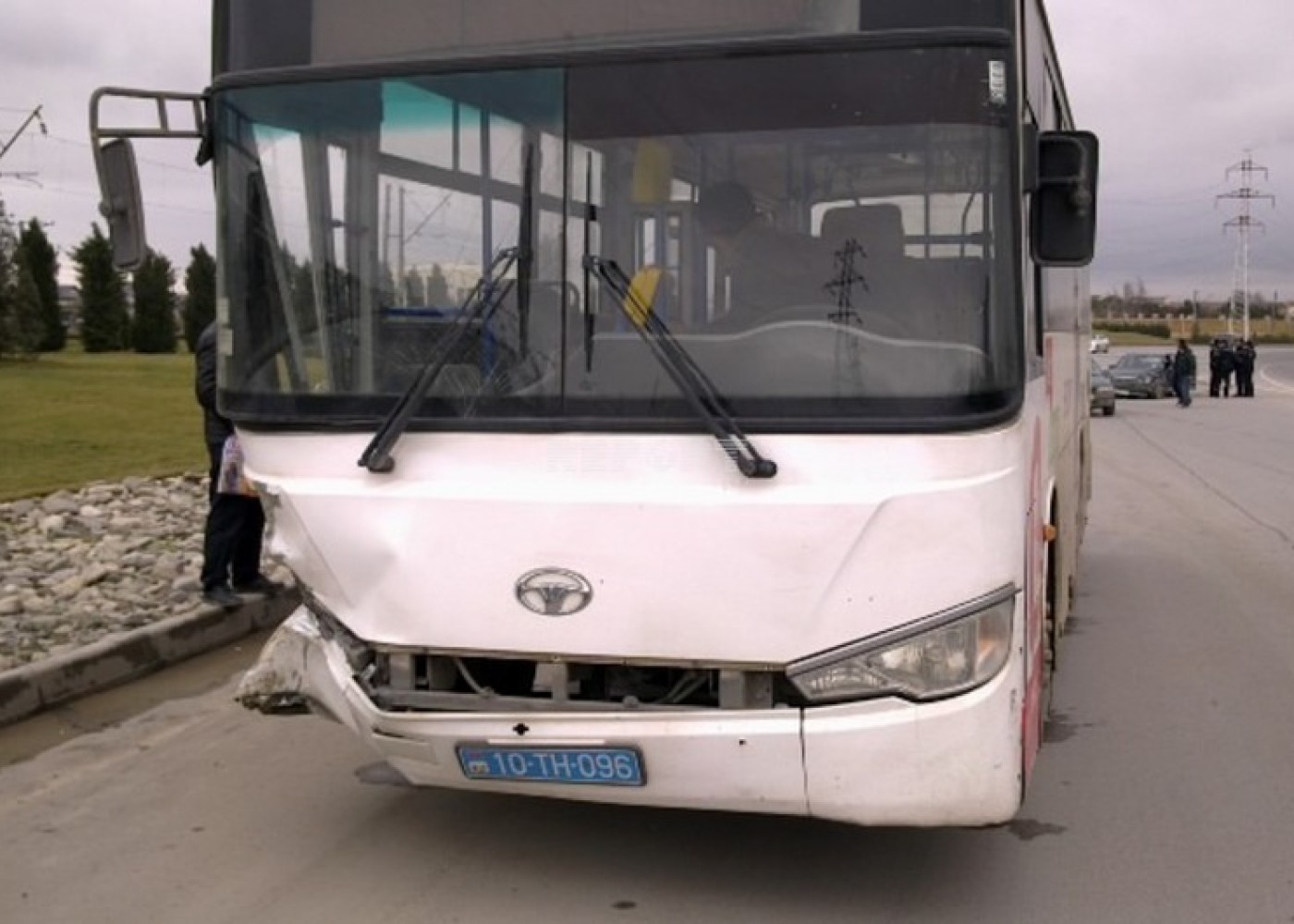 Bakıda FACİƏ:Qadın avtobusun təkərinin altında qalaraq öldü