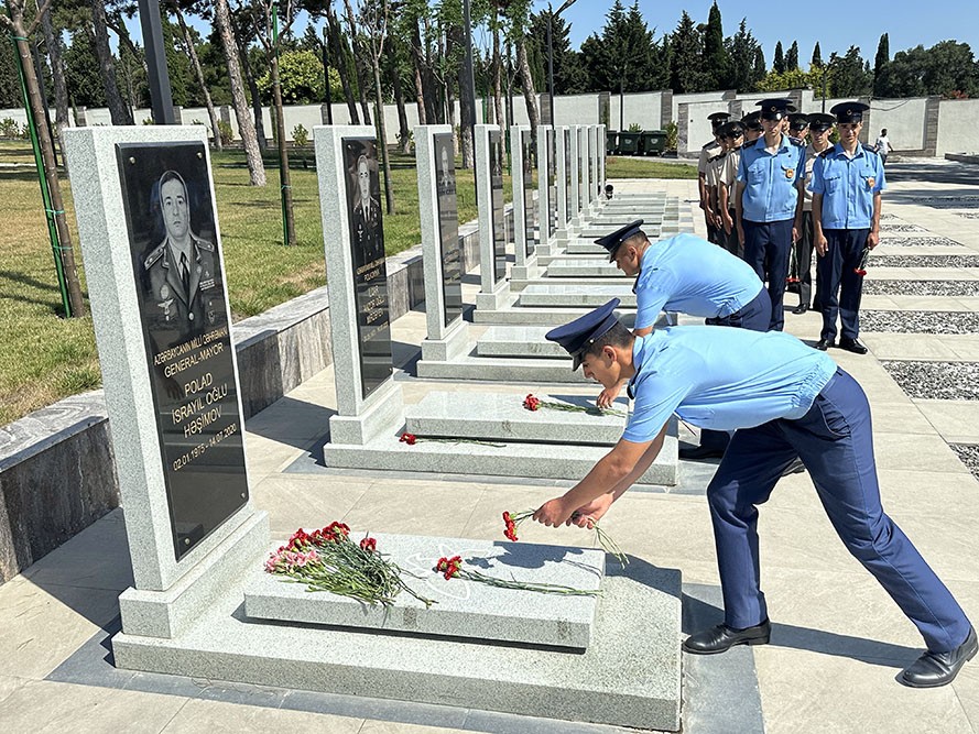 Polad Həşimovun və İlqar Mirzəyevin xatirəsi yad edildi - FOTOLAR