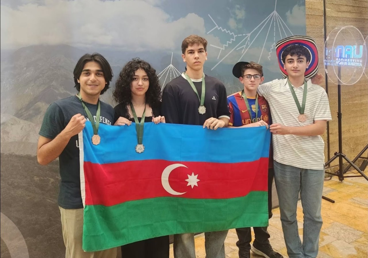 Zeynəb adını tarixə yazdıran ilk azərbaycanlı qız oldu - FOTO