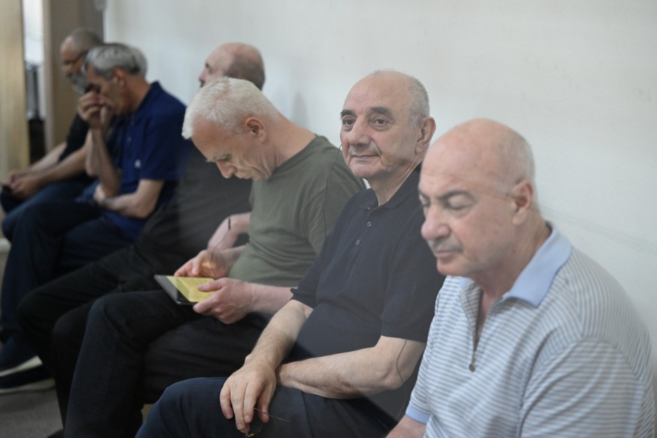 Ermənistan vətəndaşlarının məhkəməsi prokurorların çıxışları ilə davam etdirilib - FOTOLAR