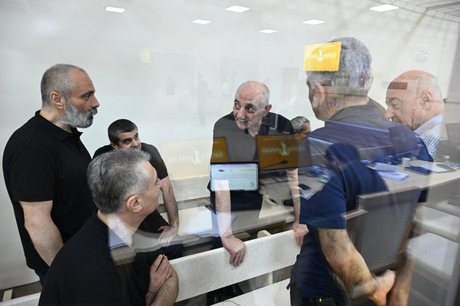 Ermənistan vətəndaşlarının məhkəməsi prokurorların çıxışları ilə davam etdirilib - FOTOLAR