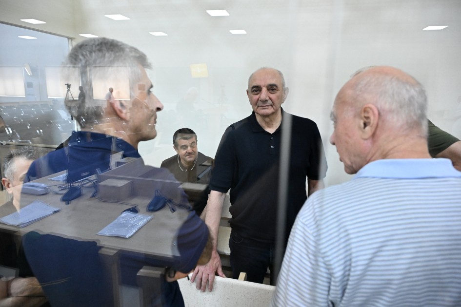 Ermənistan vətəndaşlarının məhkəməsi prokurorların çıxışları ilə davam etdirilib - FOTOLAR