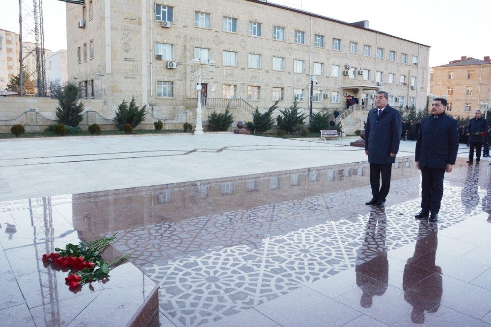 Qaradağda Ulu Öndərin anma mərasimi keçirildi - FOTOLAR