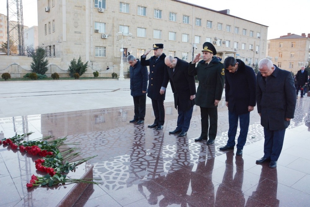 Qaradağda Ulu Öndərin anma mərasimi keçirildi - FOTOLAR