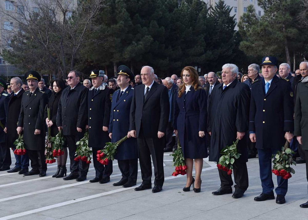 Sumqayıtda Heydər Əliyevin anım mərasimi keçirilib - FOTO