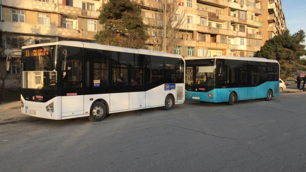 Bakıdakı 2 marşrut xəttinə yeni avtobuslar verildi - FOTO