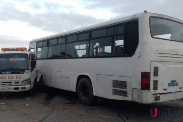 Evakuatorla avtobus TOQQUŞDU - Yaralıların son durumu