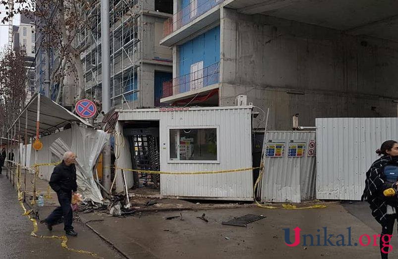 Gürcüstanda təcili yardım maşını fəhlələri vurdu - Azərbaycanlı öldü