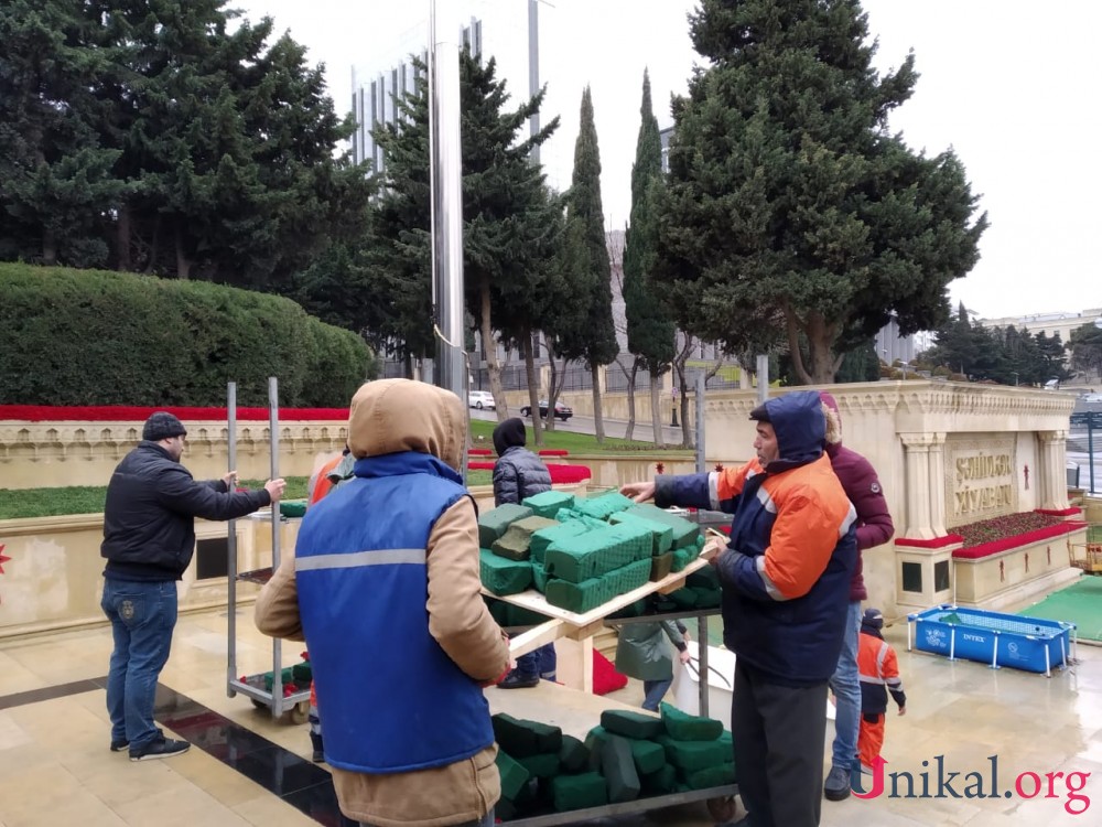 Şəhidlər xiyabanında hazırlıqlar başlandı - FOTOLAR