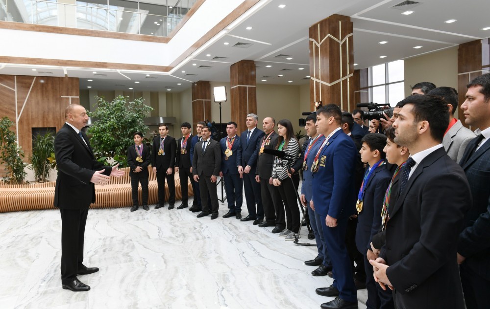 Prezident İdman Kompleksinin açılışını etdi - FOTOLAR