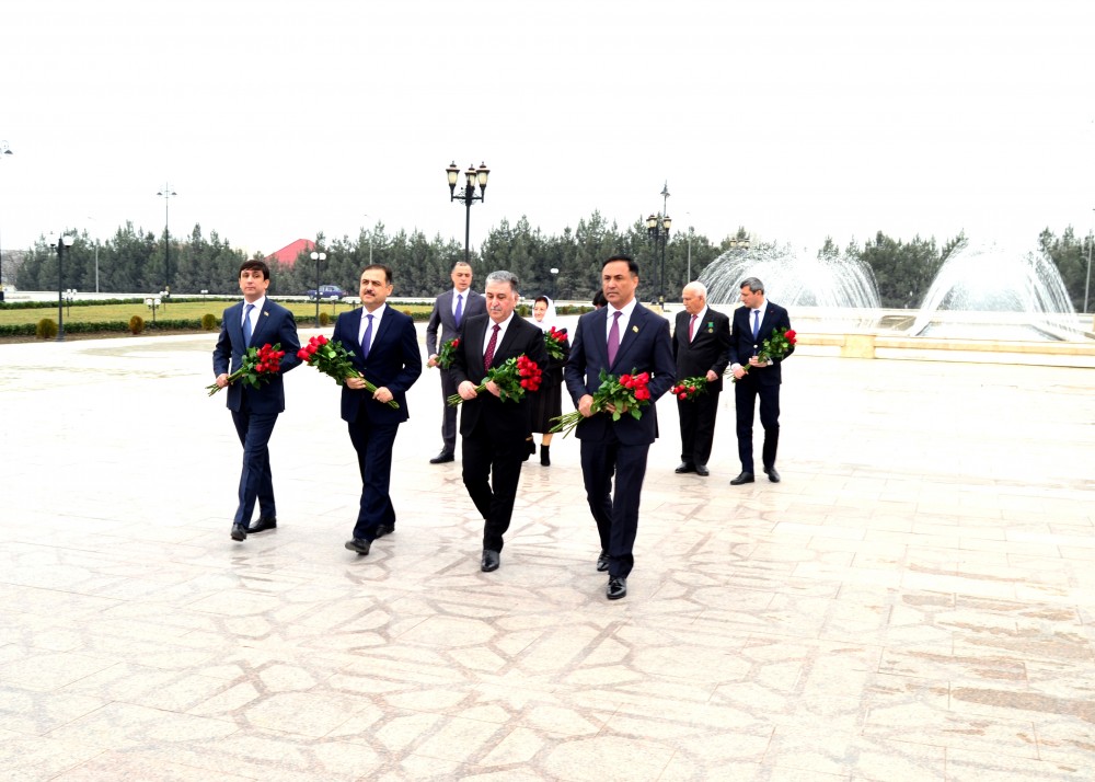 Cavid Osmanov hesabat yığıncağında çıxış etdi - FOTOLAR