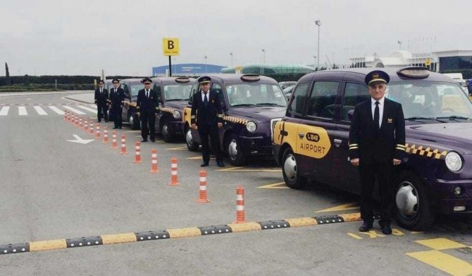 Bu taksilər Bakı aeroportundan uzaqlaşdırıldı - FOTO