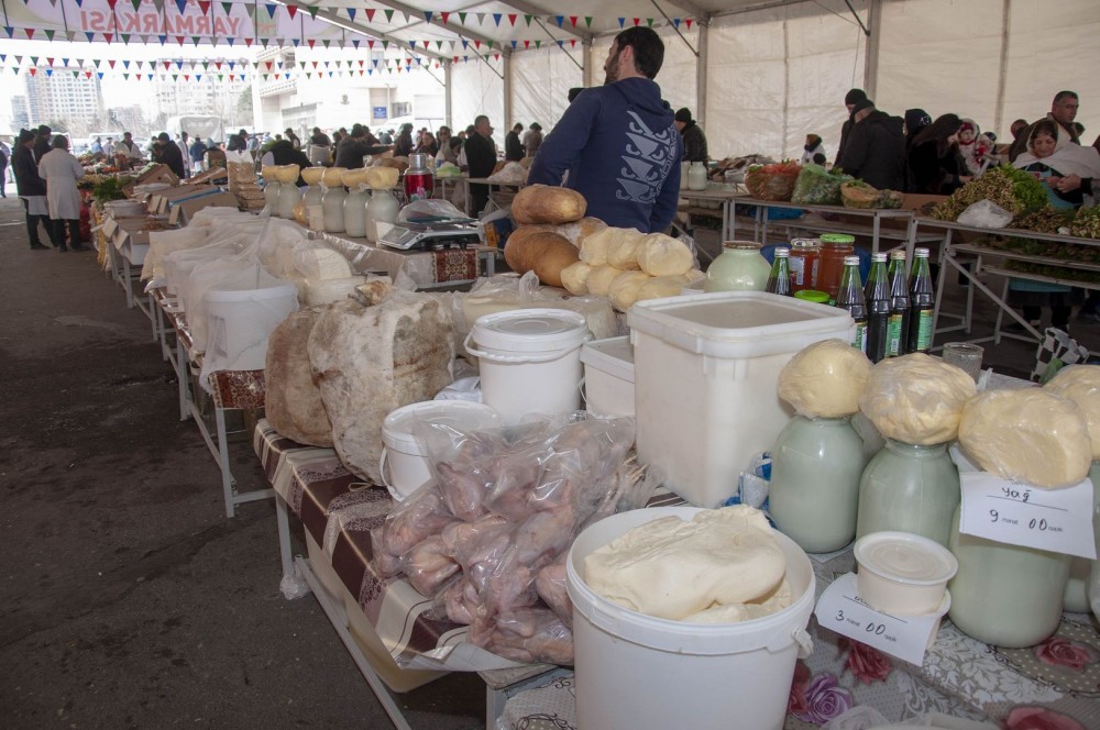 Bakıda bayram yarmarkaları açıldı - FOTOLAR