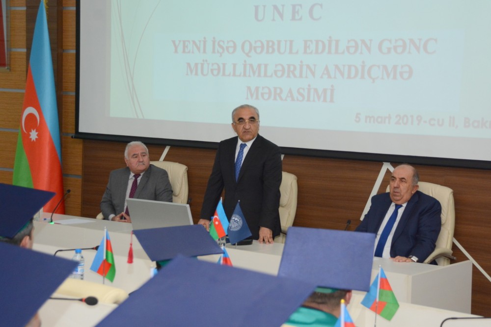 UNEC-in gənc müəllimləri and içdi - FOTOLAR