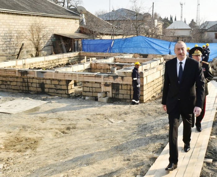 Prezident yenidən zəlzələ bölgəsində: işin gedişatını  izlədi -FOTOLAR