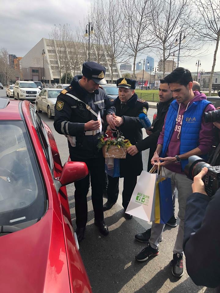 BNA yol polisi ilə birgə qadın sürücüləri belə sevindirdi - FOTOLAR