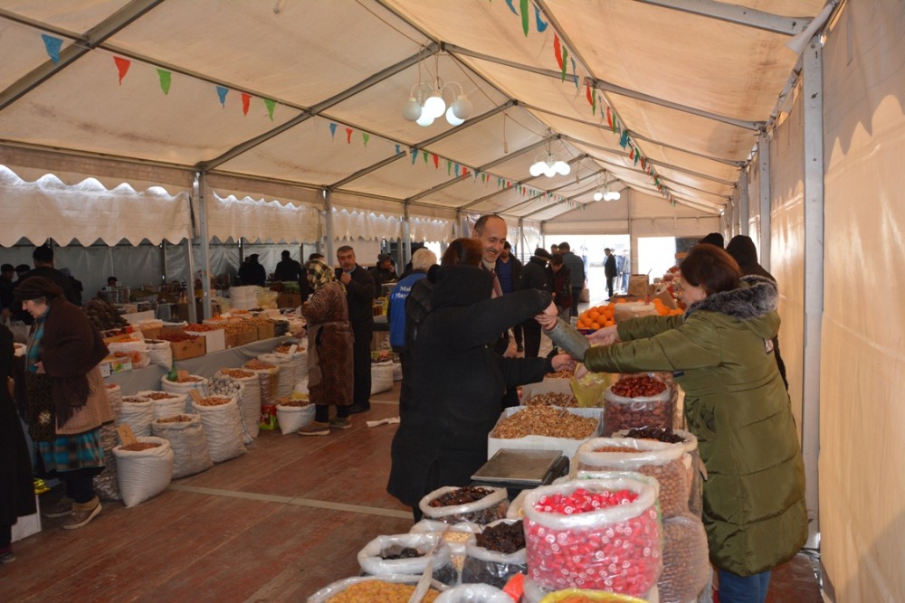 Qaradağda növbəti yarmarka təşkil olundu - FOTO