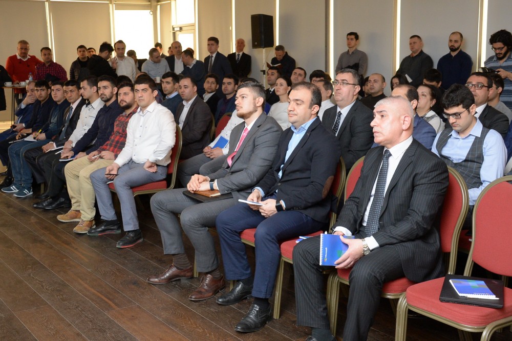 Kibertəhlükəsizlik həlləri üzrə beynəlxalq seminar öz işinə başladı 