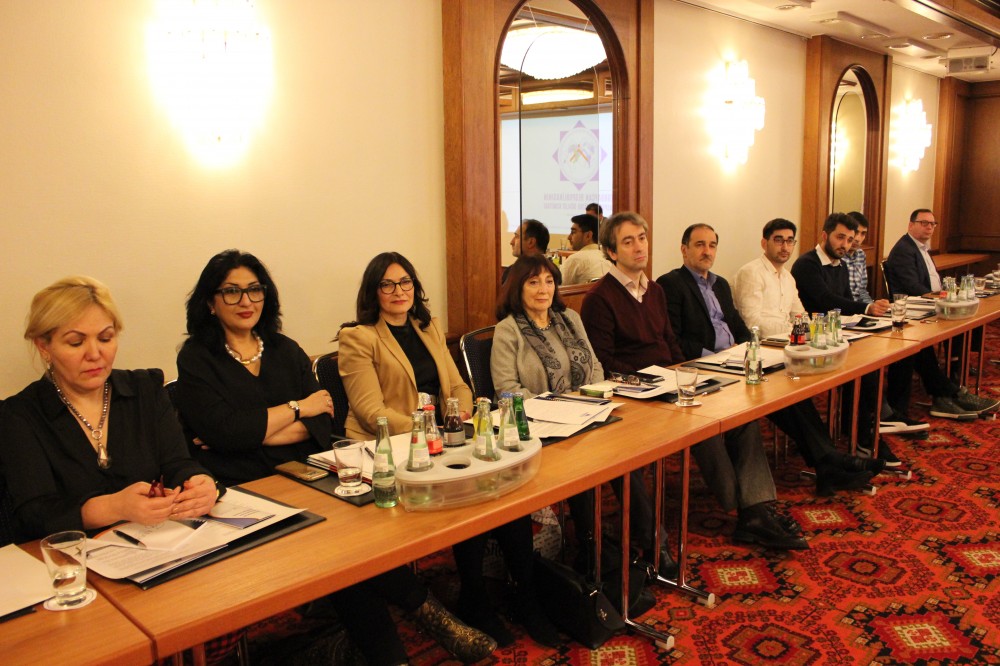Almaniya azərbaycanlıları toplantı keçirdi - FOTO