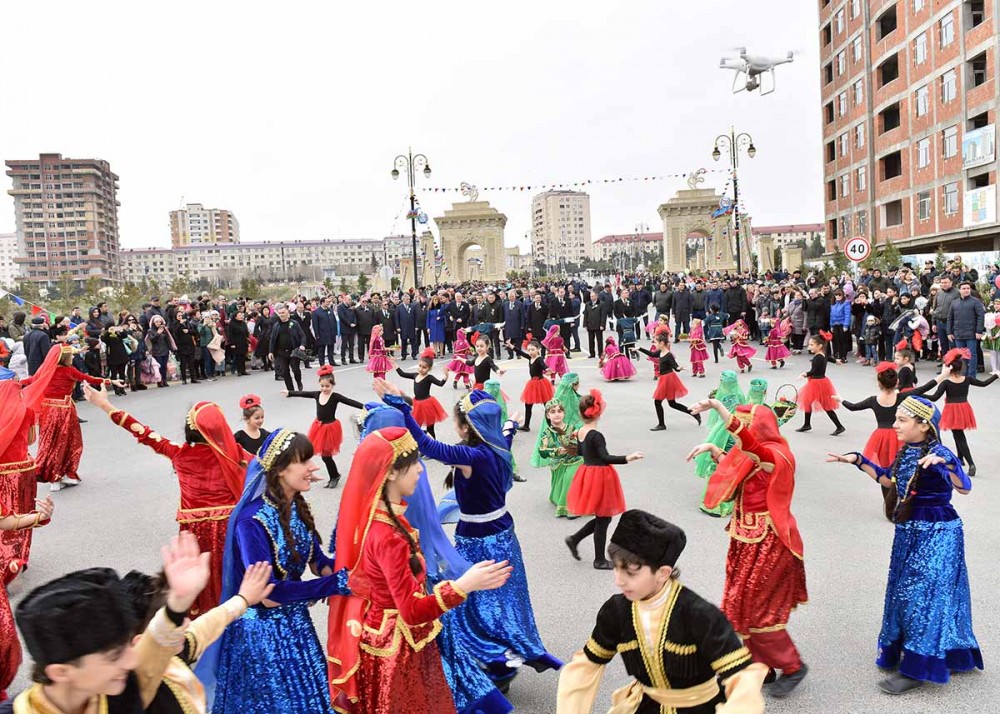 Sumqayıt bulvarında möhtəşəm Novruz şənliyi - FOTOLAR