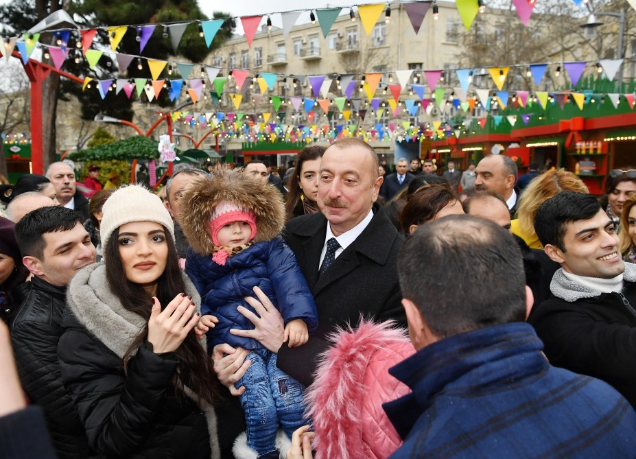 Bakıda keçirilən Novruz şənliyindən maraqlı - FOTOLAR