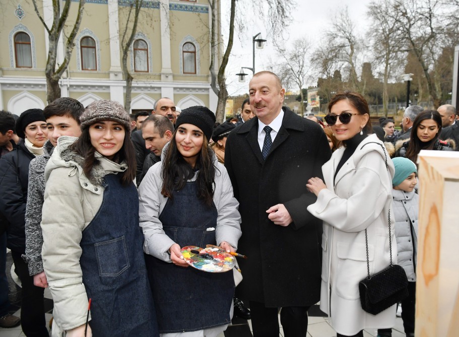 Bakıda keçirilən Novruz şənliyindən maraqlı - FOTOLAR