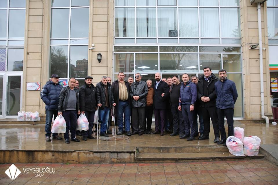 “Veysəloğlu” Qarabağ veteranları, şəhid və aztəminatlı ailələrə Novruz sovqatı payladı  - FOTO