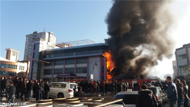 Bakıda “Diqlas” Ticarət Mərkəzində yanğın söndürüldü  - FOTO-VİDEO) (YENİ-7)