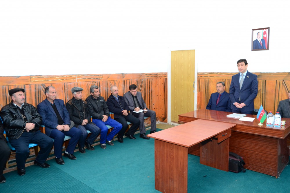 Cavid Osmanov Ağdaşda seçiciləri ilə görüşdü - FOTO