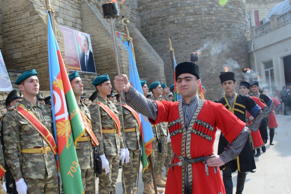 UNEC-də hərbi vətənpərvərlik bayramı keçirildi - FOTOLAR