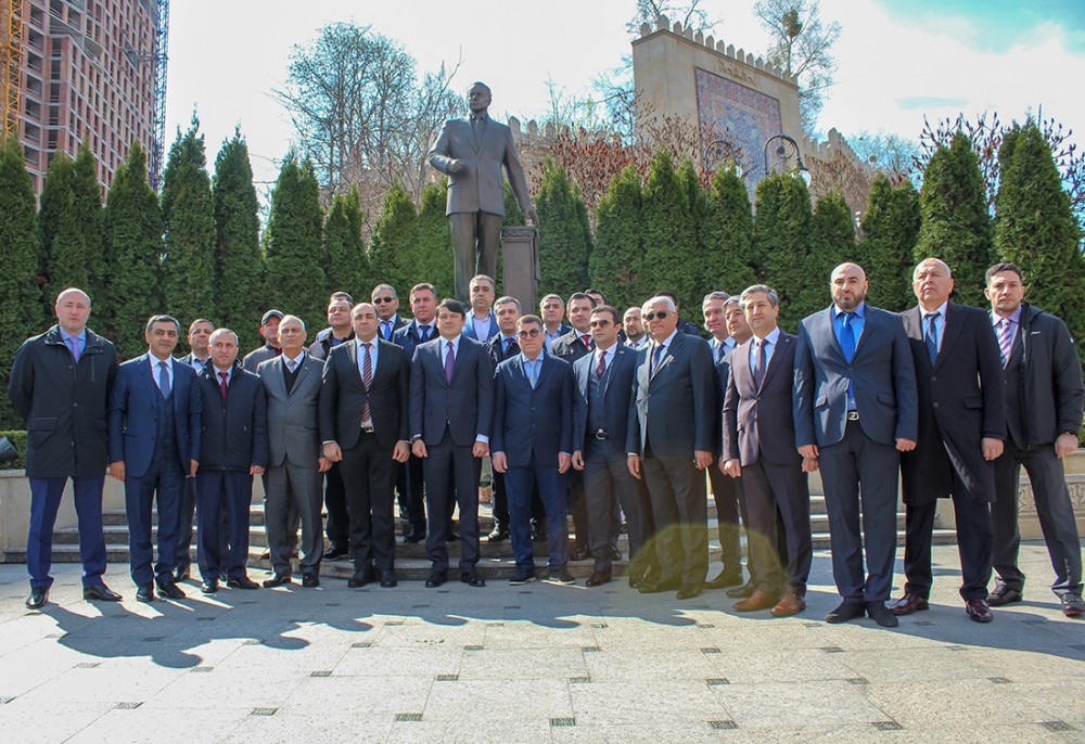 Ukrayna Azərbaycanlıları Radasının təsis qurultayı keçirildi - FOTOLAR