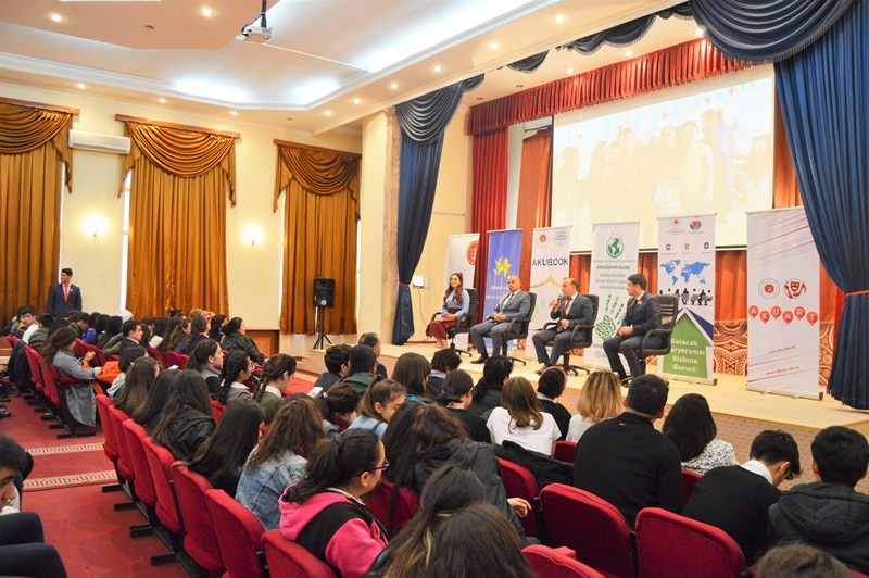  "Bir gün tələbə olmaq fürsəti" adlı layihənin açılışı olub - FOTO