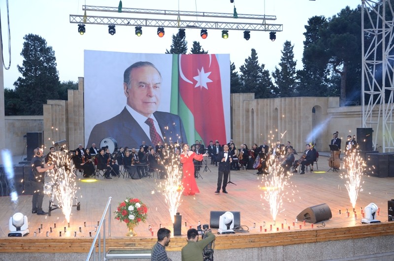 Yaşıl Teatrda təntənəli konsert keçirilib - FOTO