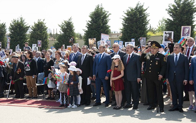 Qələbənin 74-cü ildönümü ilə bağlı Nərimanovda tədbir keçirildi - FOTO