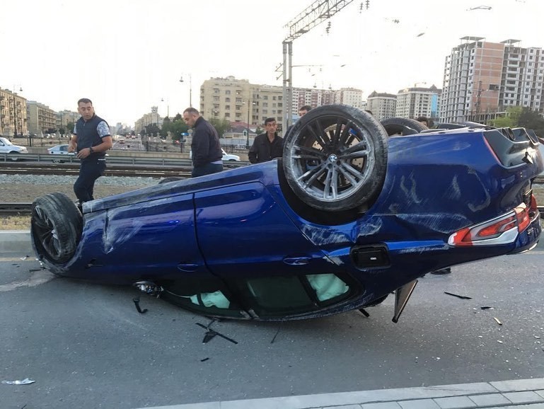 Bakıda 160 min dollarlıq BMV aşdı - FOTOLAR