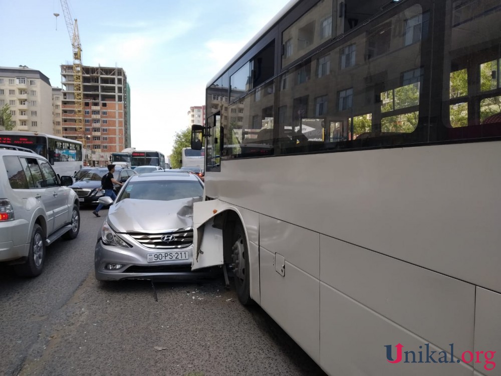 "Xalıq Faiqoğlu"ya məxsus sərnişin avtobusu qəzaya düşdü - FOTOLAR