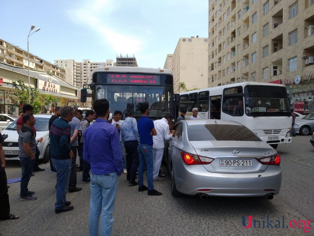 "Xalıq Faiqoğlu"ya məxsus sərnişin avtobusu qəzaya düşdü - FOTOLAR