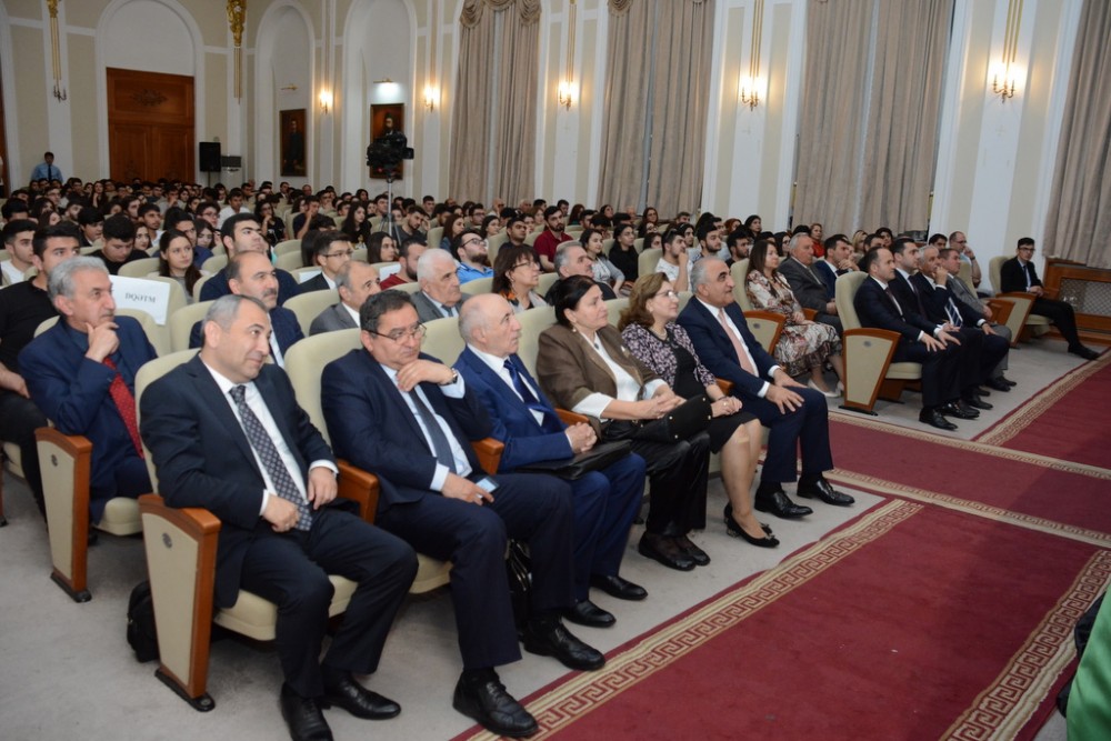 UNEC III Science Slam beynəlxalq elm müsabiqəsinin qalibi bəlli oldu - FOTOLAR