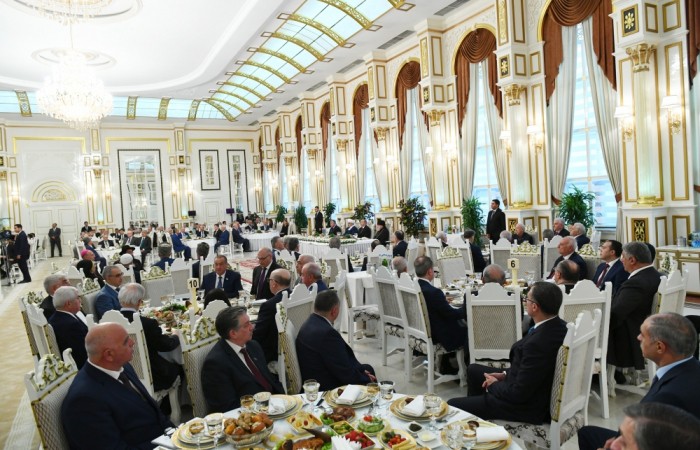 Prezident iftar mərasimində iştirak edib - FOTOLAR