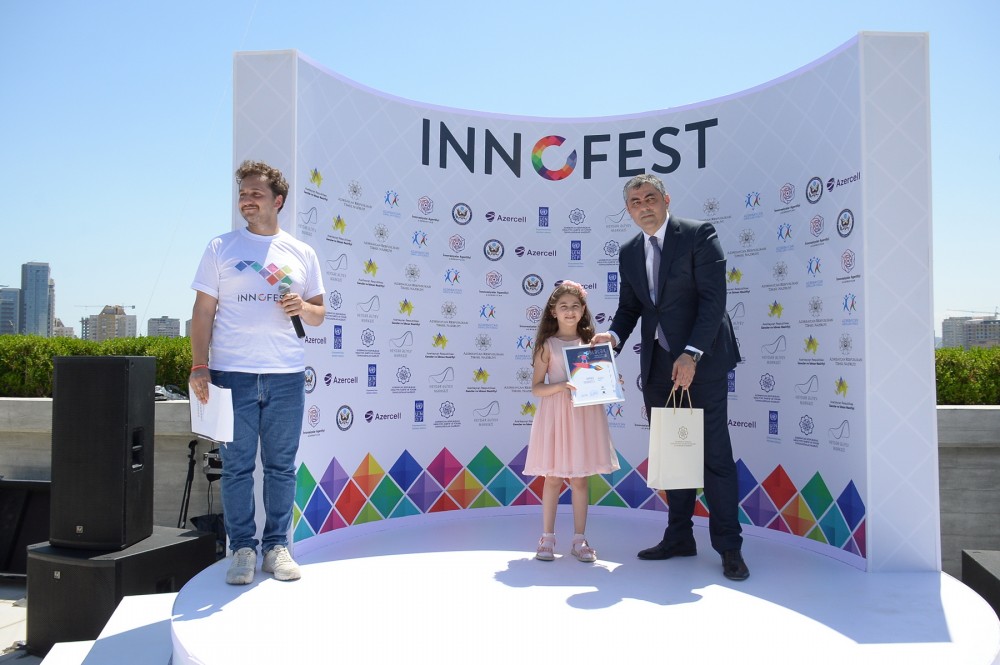 Heydər Əliyev Mərkəzinin parkında “İnnoFest Village” təşkil edilib - FOTO