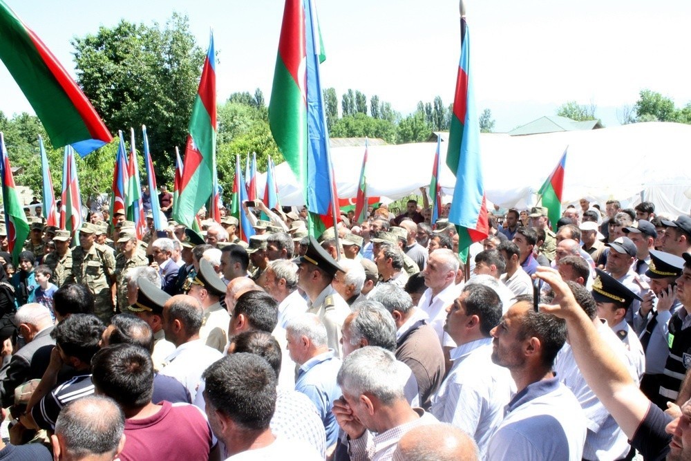 Şəhid Aqil Omarovun medalı oğluna verildi - FOTOLAR