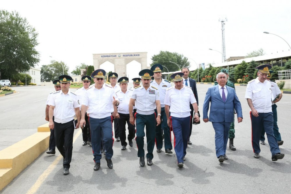 Generallar və Saleh Məmmədov “Samur” postunda - FOTOLAR