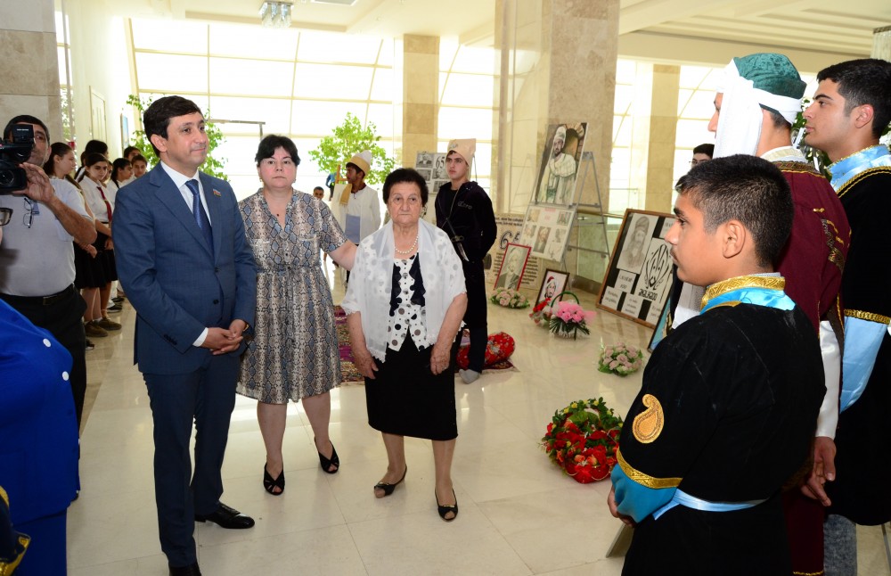 Ağdaşda Nəsimi şeir müsabiqəsi keçirildi - FOTO