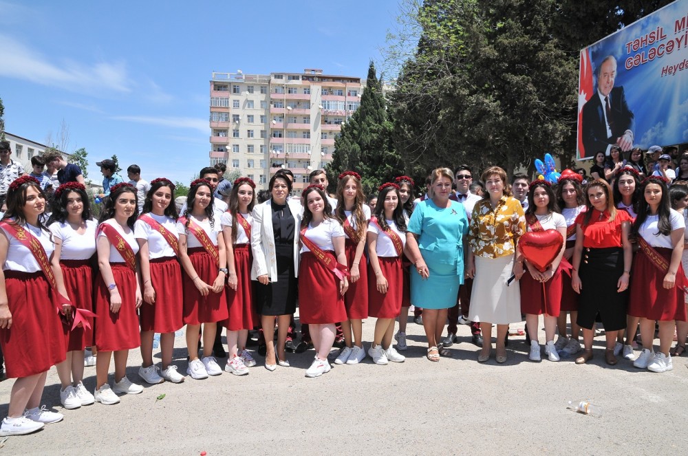 Abşeron məktəblərində “Son Zəng” günü qeyd edildi - Fotolar