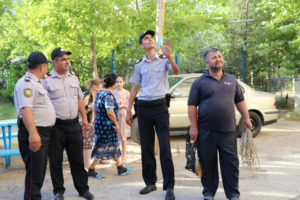 Bakıda polis genişmiqyaslı tədbirlərə başladı (Fotolar)